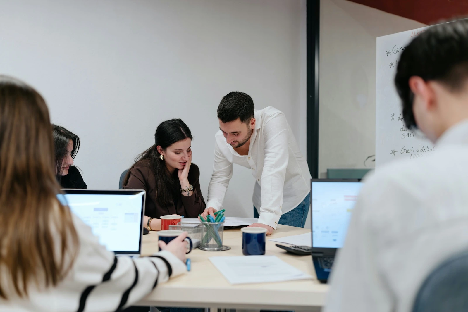 Image pour illustrer l'article sur notre plateforme de veille Curebot